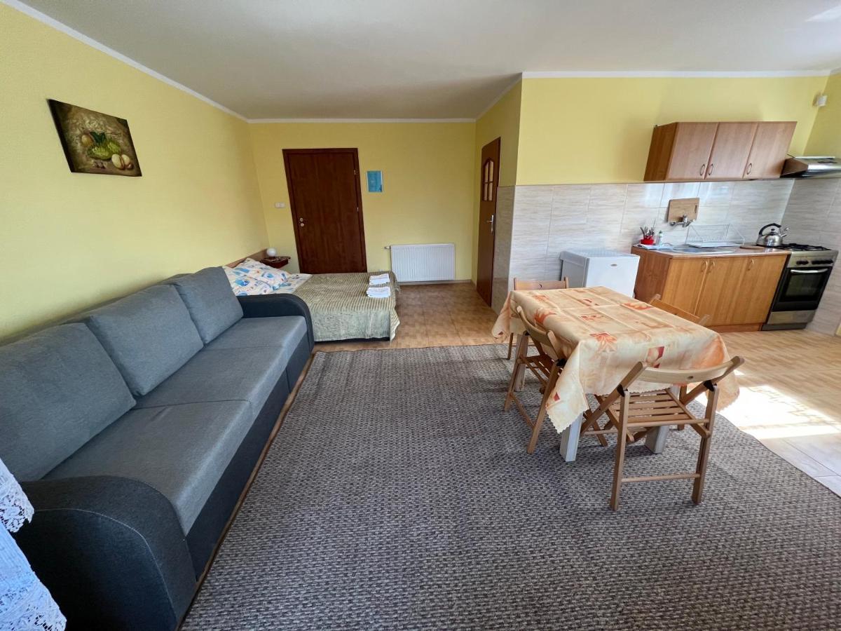 Pokoje Goscinne "U Oli" Wladyslawowo Exterior foto